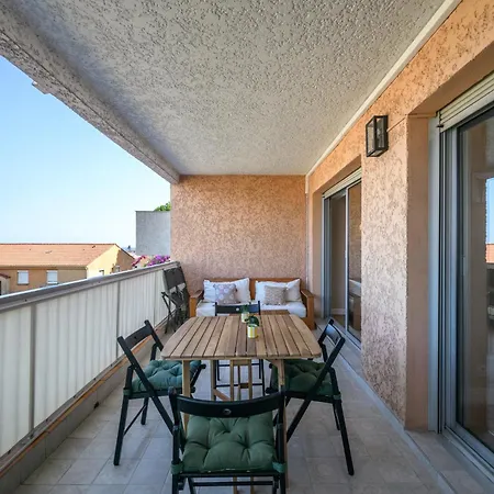 Stunning Renovated 2 Bedroom - Pool, Parking & Ac * Saint-Laurent-du-Var